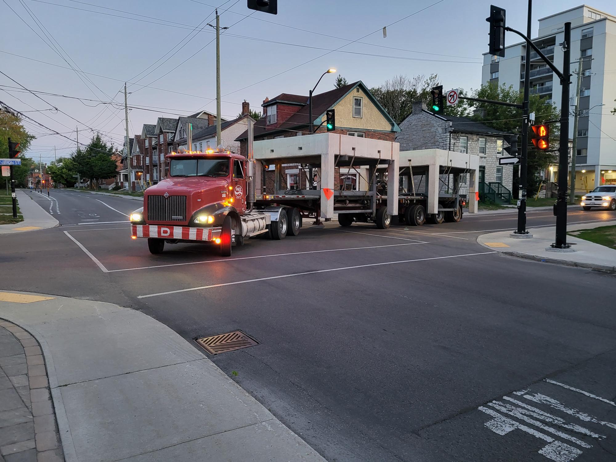 Lodestar module moving through an urban street