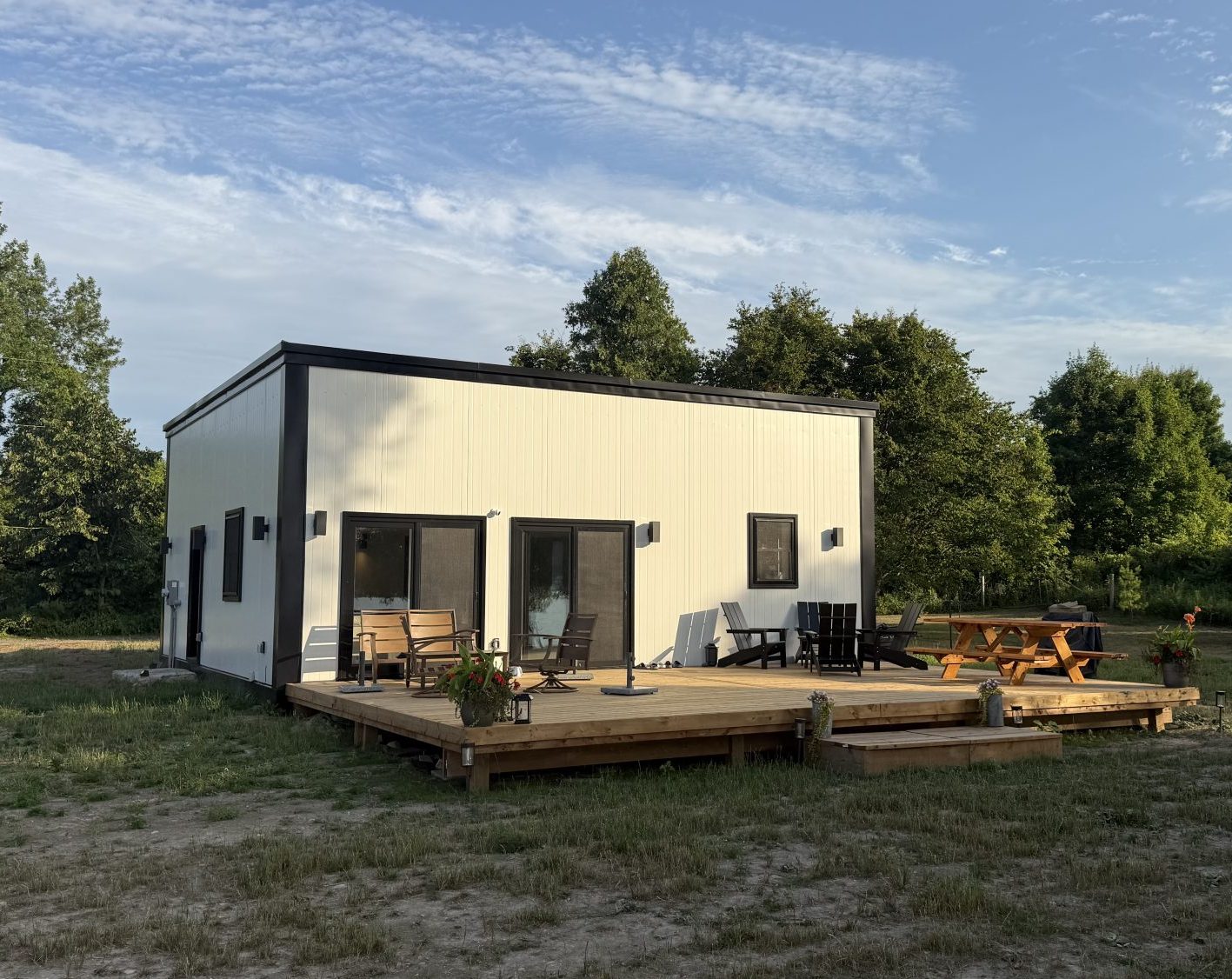 Wolfe Island Cottage Lodestar project